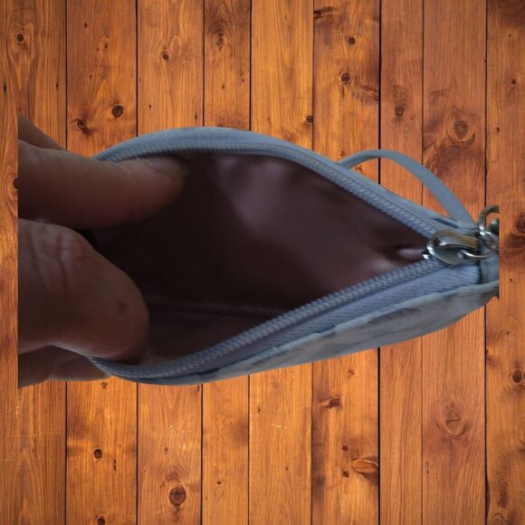 Coach Kristin OP ART Fog Light Gray Sateen Wristlet Signature Classic Charm - Picture 4 of 6